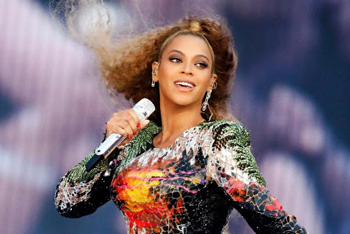 25 celebrities having a net worth that would leave your mouth wide open!