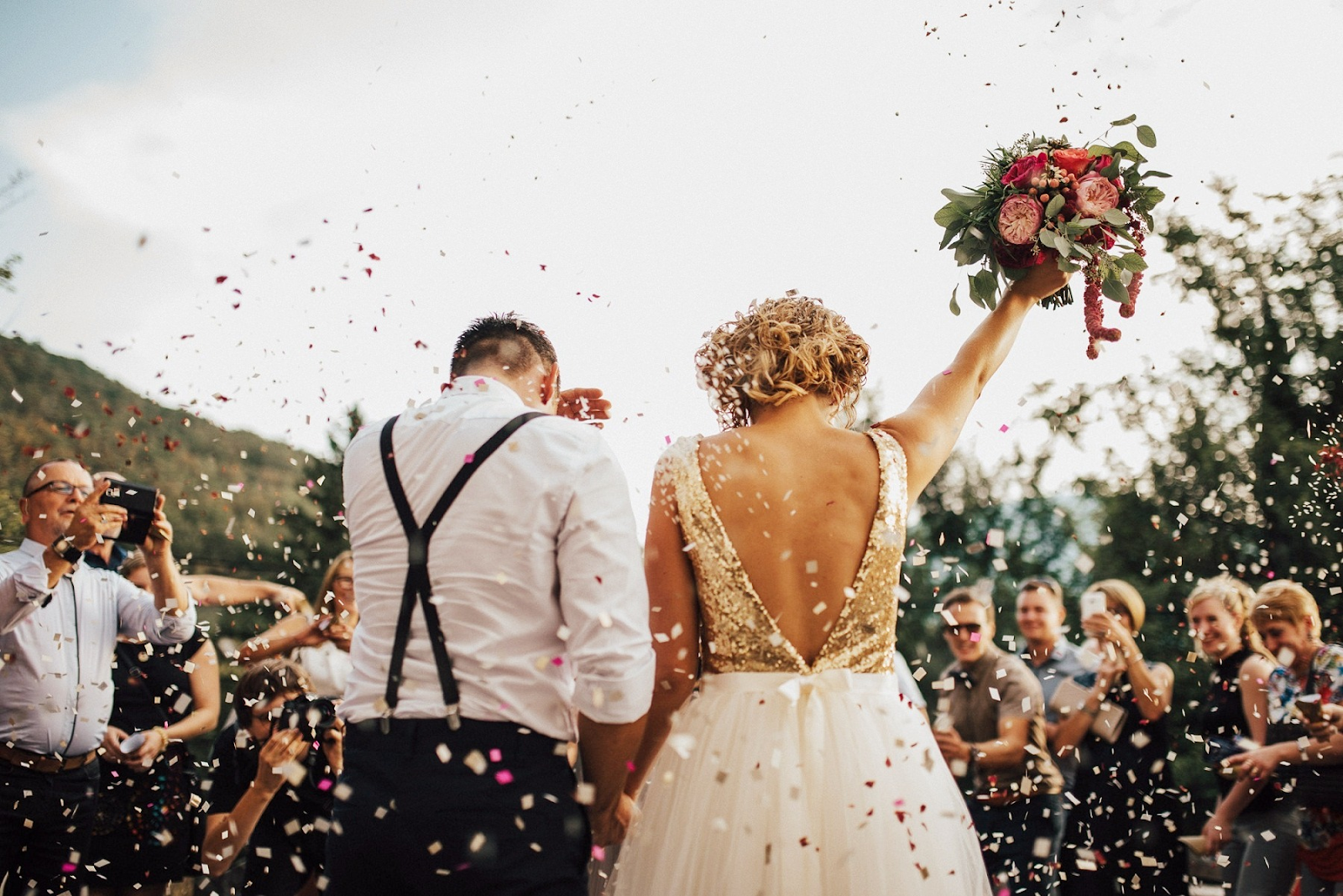 Age-Old Wedding Traditions That Modern Couples Are Ditching In 2020