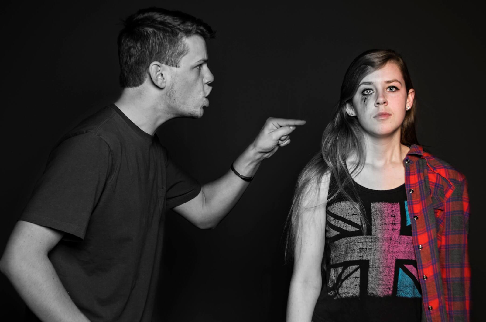 17 Tell-Tale Signs Of A Partner Being An Emotionally Abusive Person