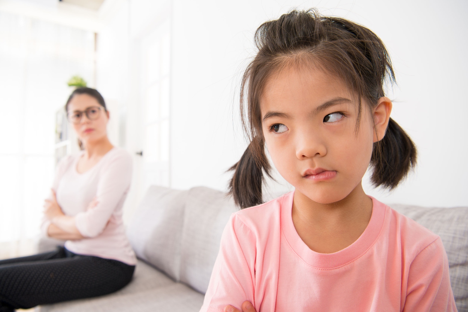 16 Ways How You Might Be Possibly Ruining Your Relationship With Your Child!