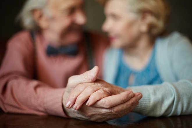 19 Excellent Tips to Spice up Your Relationship After the 40s