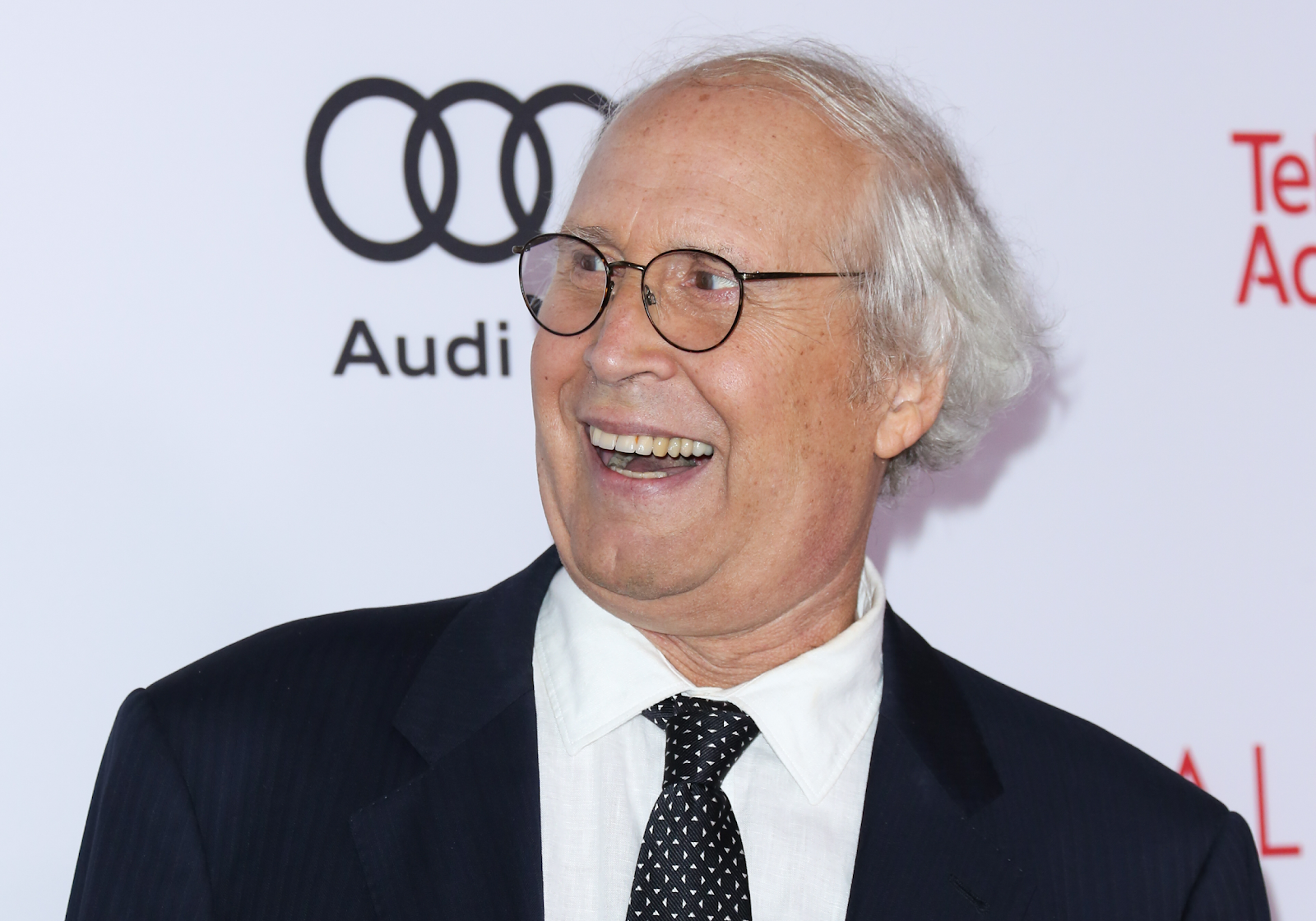 10 Celebrities who seem delightful on camera but are vicious off of it