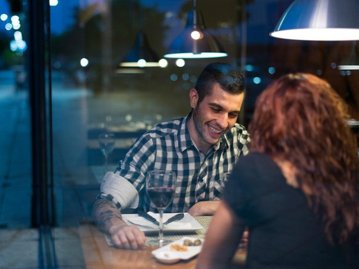 20 preguntas pertinentes que todo el mundo debería hacerle a la persona que le gusta