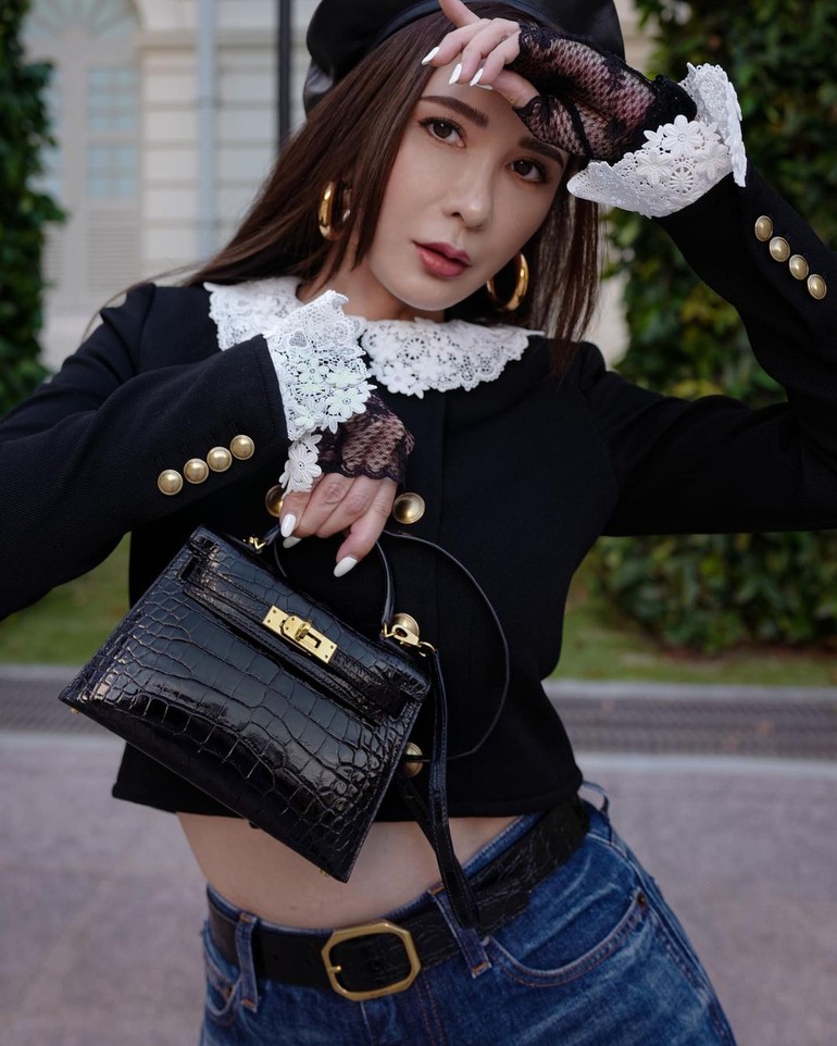 10 Foto Mantan Istri Pengusaha Indonesia yang Jual Hermes untuk Makan Anak