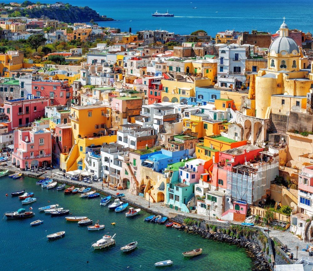12 Colorful Cities That You Need To Visit