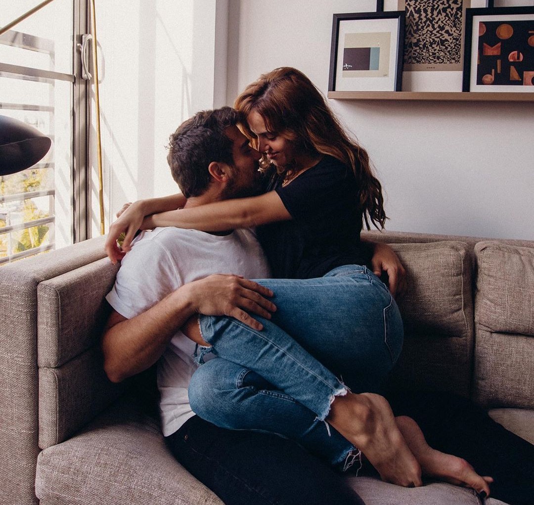 9 Ways To Attract The Guy of Your Dreams