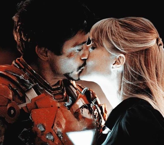 10 Most Surprising Movie Kisses of All-Time