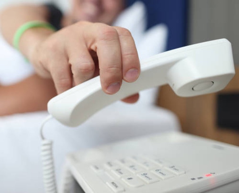 8 Common Habits From 25 Years Ago That Nobody Does Now