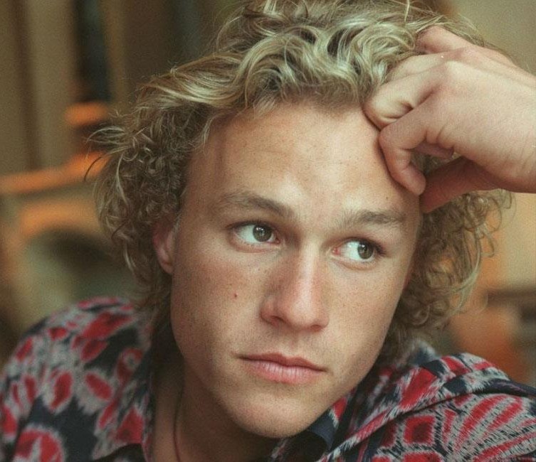 11 Unexpected Celebrity Deaths That Left a Huge Void