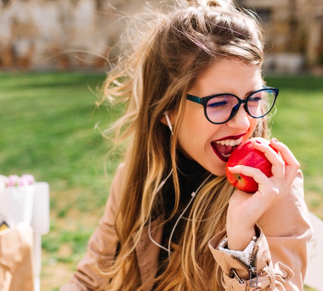 5 Ways Apples Keep You Healthy