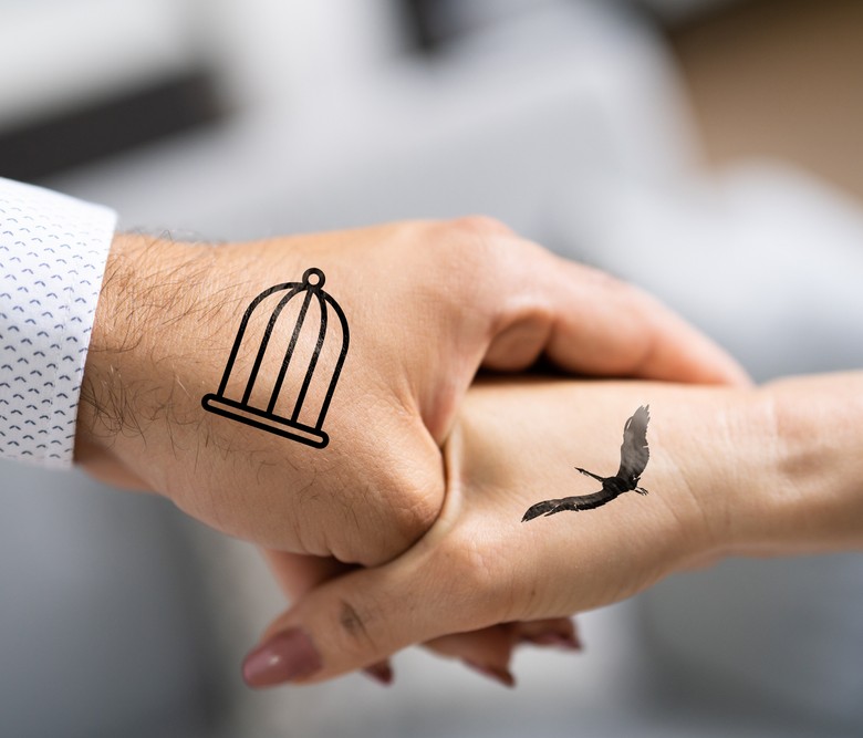 8 Signs You’re In a Karmic Relationship