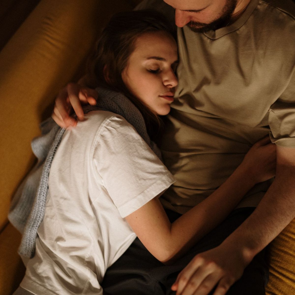 Here’s How to Overcome Obsessive Behavior in Relationships