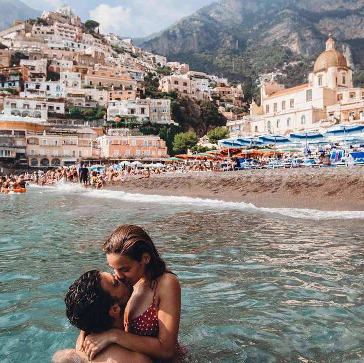10 Dreamy Escapes for Couples Seeking Romance and Seclusion