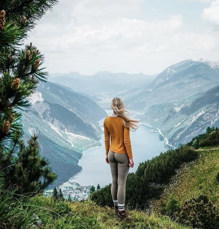 Traveling Alone? These 10 Countries Are the Safest for Women!