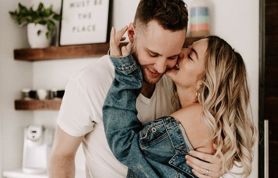 How to Create the Most Positive Vibes in Your Relationship