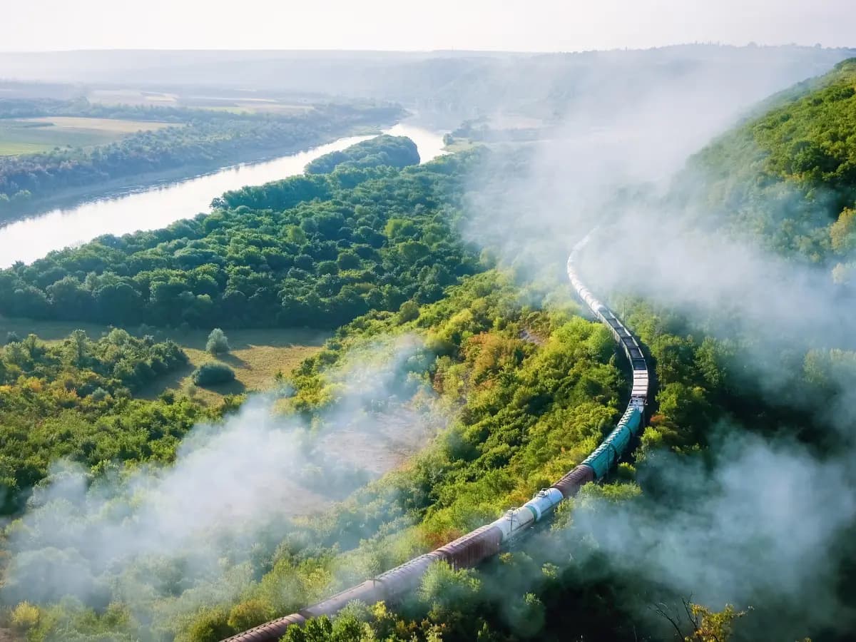 8 Beautiful Train Journeys You’ll Never Forget